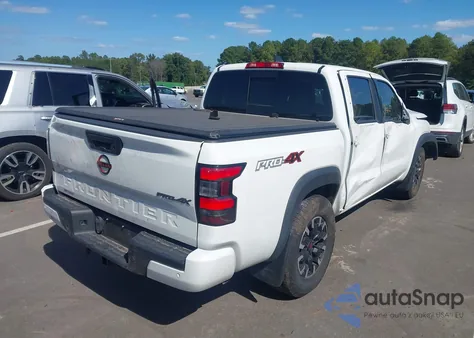 2023 Nissan Frontier Pro-4X 4X4 z USA, uszkodzony, nr VIN 1N6ED1EK6PN624440